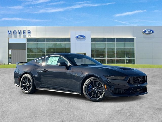 2025 Ford Mustang Dark Horse
