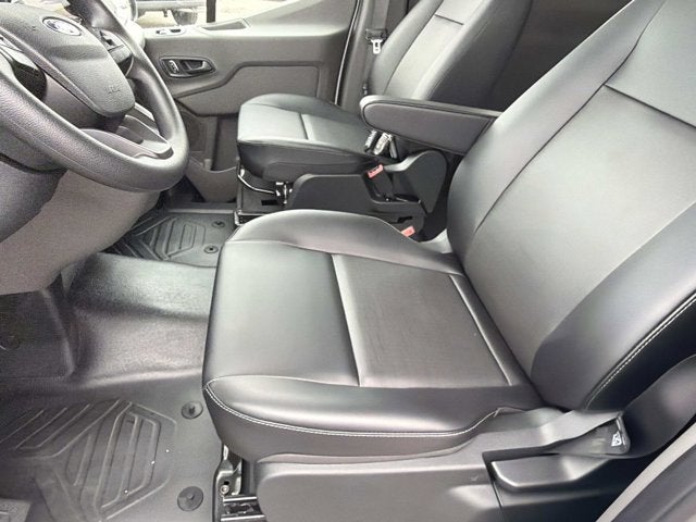 2026 Ford Transit Passenger Wagon 350 XL