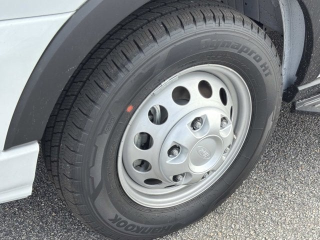 2026 Ford Transit Passenger Wagon 350 HD XLT