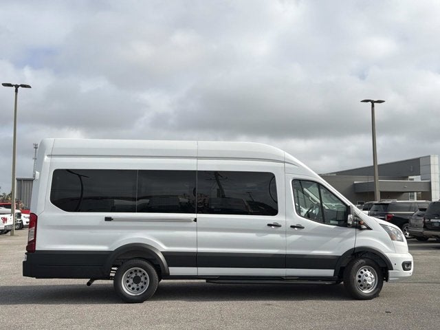 2026 Ford Transit Passenger Wagon 350 HD XLT