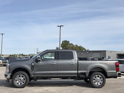 2026 Ford Super Duty F-250 SRW LARIAT