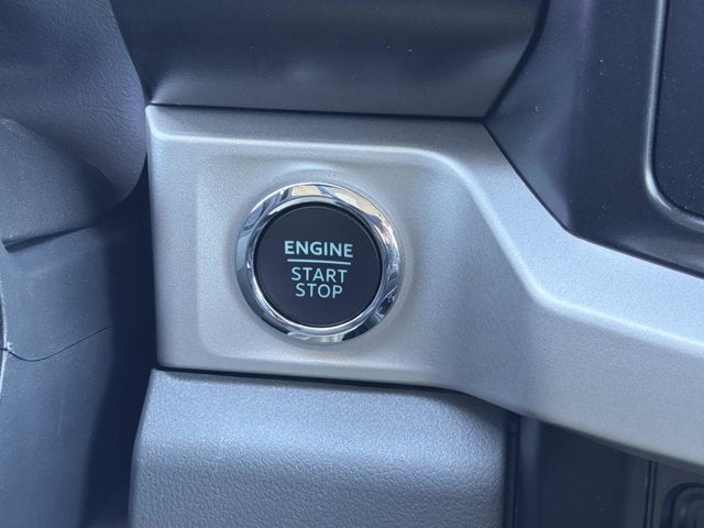 2026 Ford Super Duty F-250 SRW Black Widow