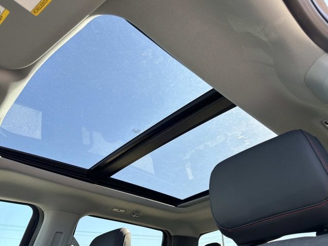 2026 Ford Super Duty F-250 SRW Black Widow