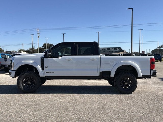 2026 Ford Super Duty F-250 SRW Black Widow