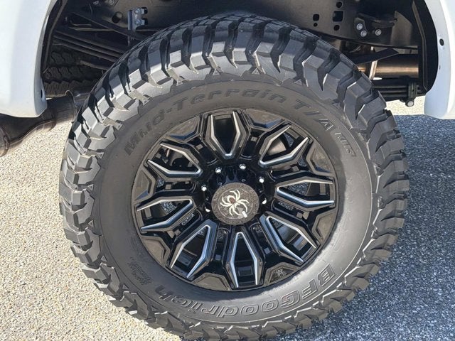 2026 Ford Super Duty F-250 SRW Black Widow