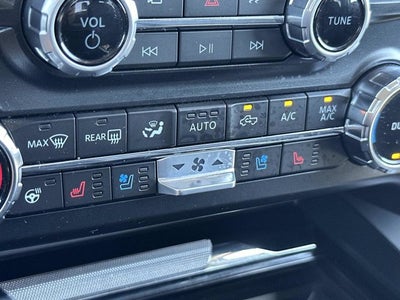 2025 Ford Super Duty F-350 SRW LARIAT