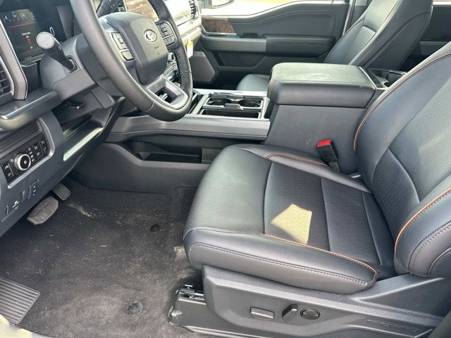 2025 Ford Super Duty F-350 DRW LARIAT