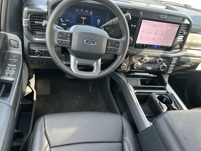 2025 Ford Super Duty F-350 DRW LARIAT