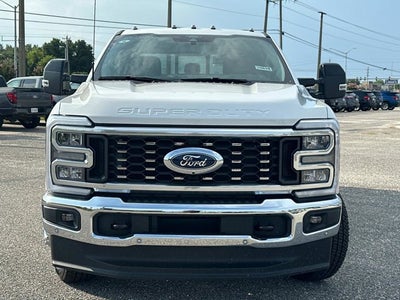 2025 Ford Super Duty F-350 DRW LARIAT