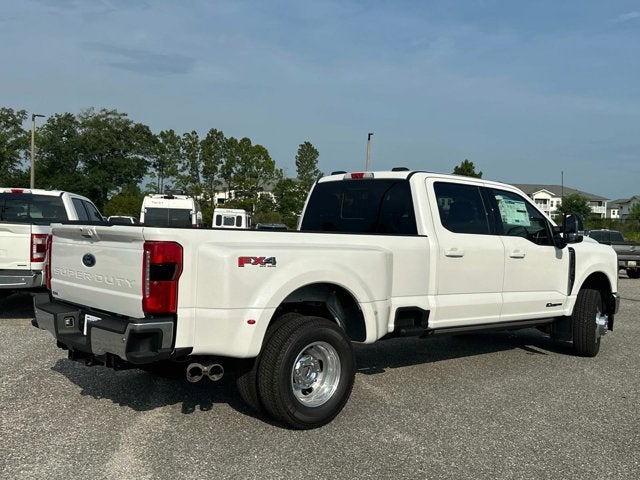 2025 Ford Super Duty F-350 DRW LARIAT