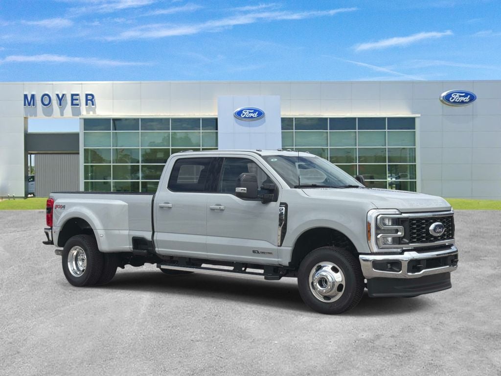 2026 Ford F-350SD Lariat DRW