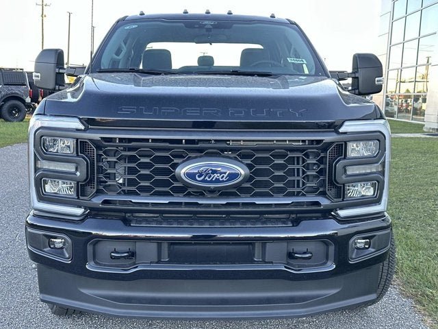 2026 Ford Super Duty F-350 DRW XL