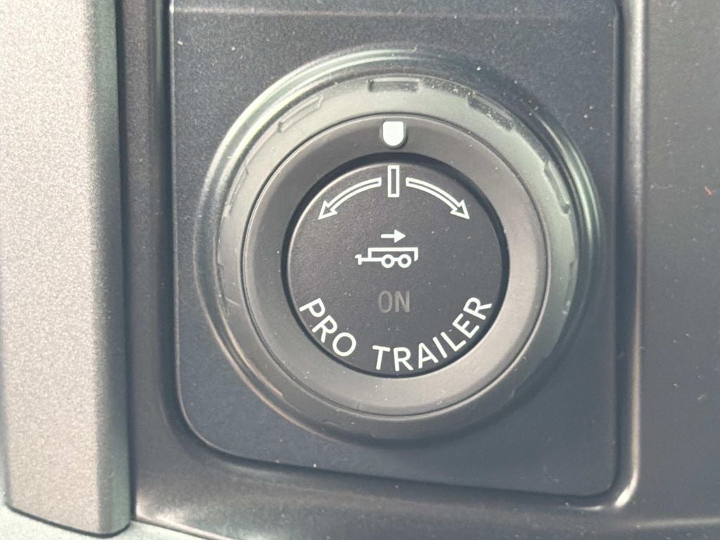 2026 Ford F-150 XLT BLACK WIDOW