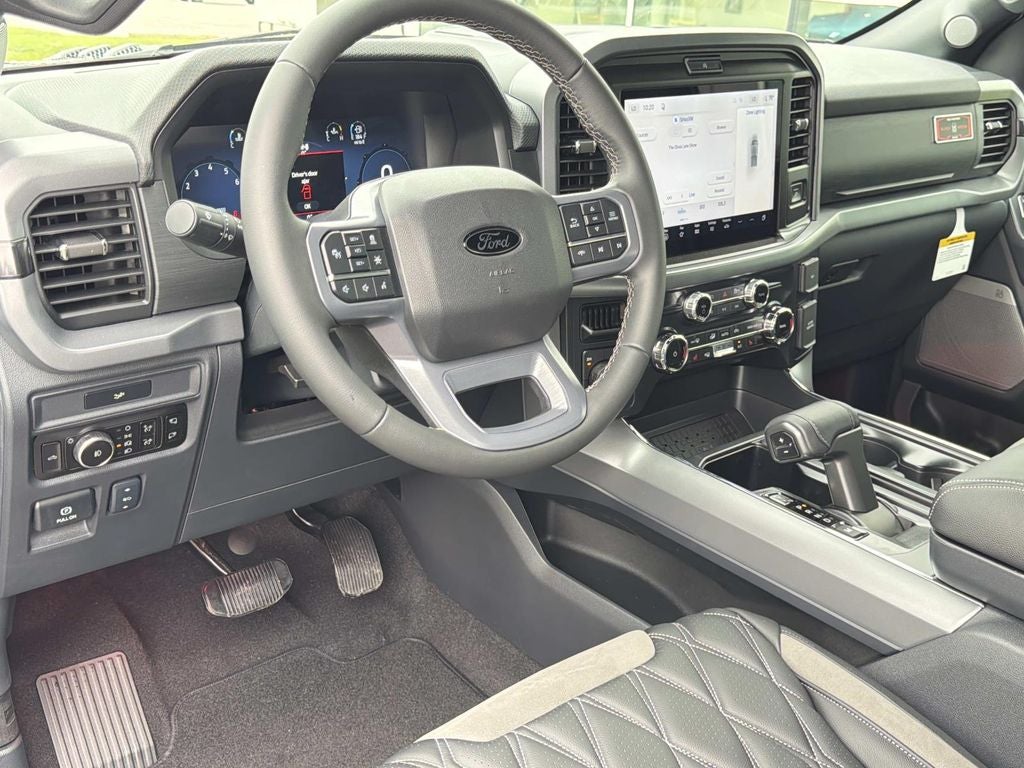 2026 Ford F-150 XLT BLACK WIDOW