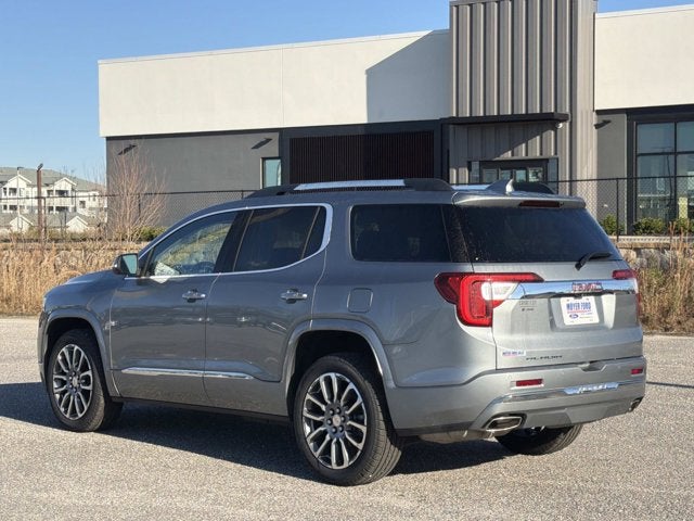 2023 GMC Acadia Denali