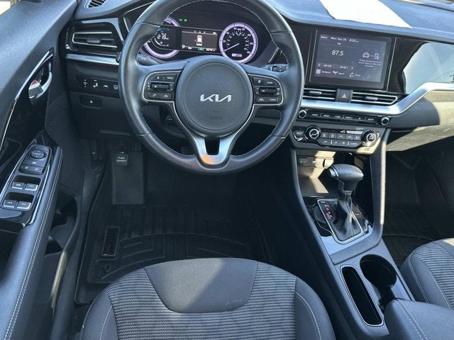 2022 Kia Niro LXS